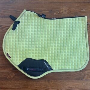 LeMieux Kiwi Close Contact Saddle Pad